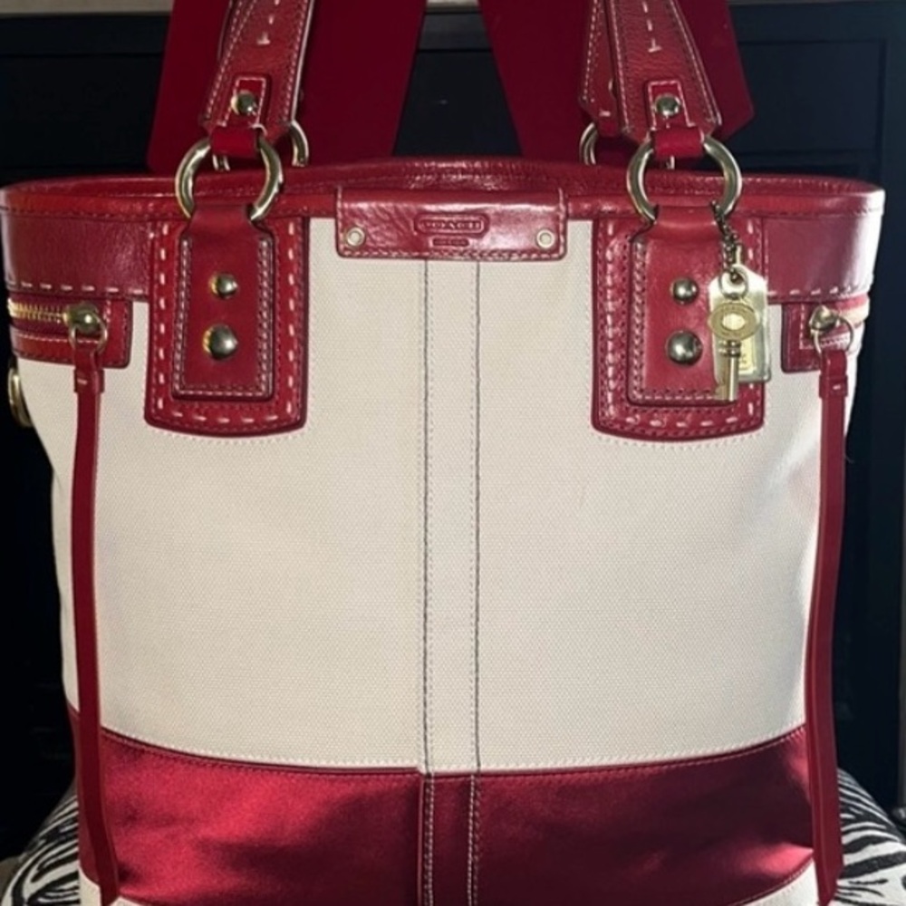 🔥COACH Hampton, 65th Anniversary Tote - Picture 11 of 17